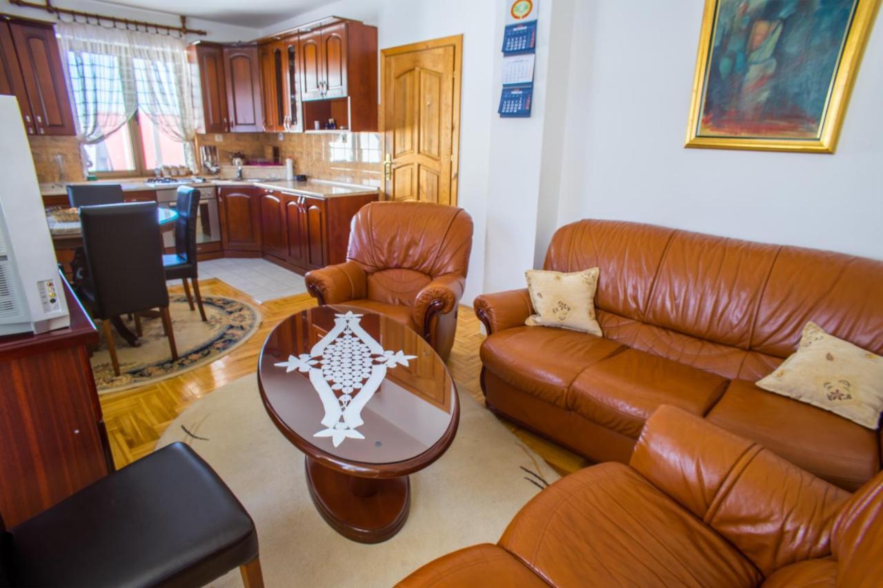 Apartmani Mila ชาเบลียค ภายนอก รูปภาพ